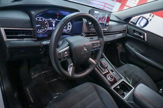 used 2024 Mitsubishi Outlander car, priced at $27,990
