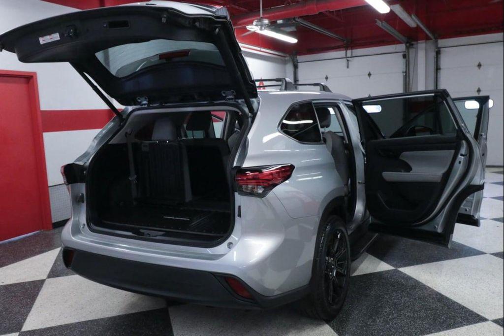 used 2022 Toyota Highlander car, priced at $29,790