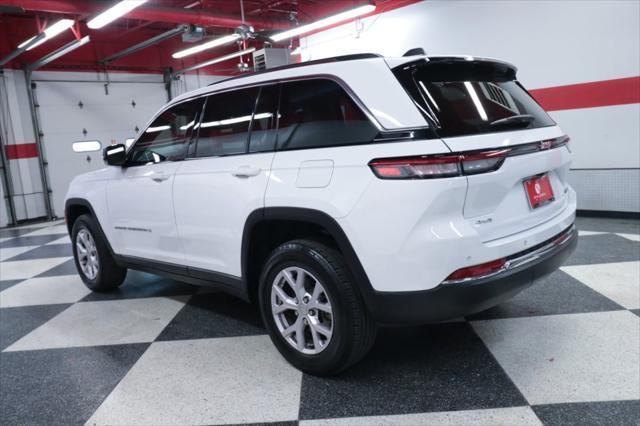 used 2022 Jeep Grand Cherokee car, priced at $33,990