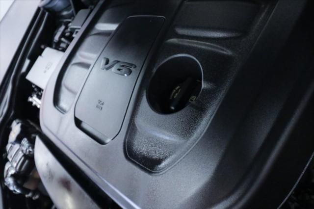 used 2021 Jeep Grand Cherokee car, priced at $29,990