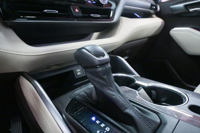 used 2022 Toyota Highlander car, priced at $38,990