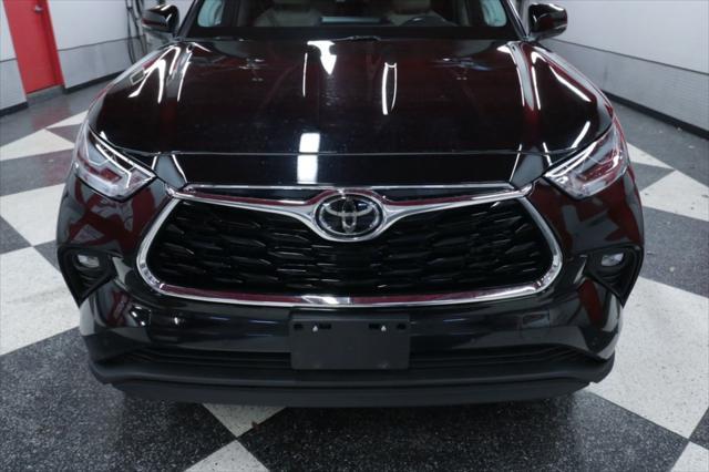 used 2022 Toyota Highlander car, priced at $38,990