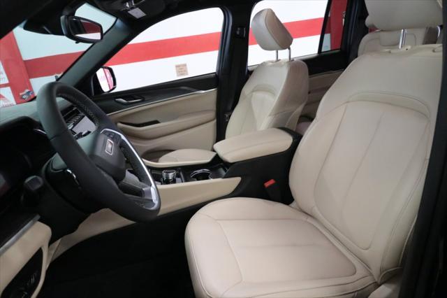 used 2024 Jeep Grand Cherokee car, priced at $38,990