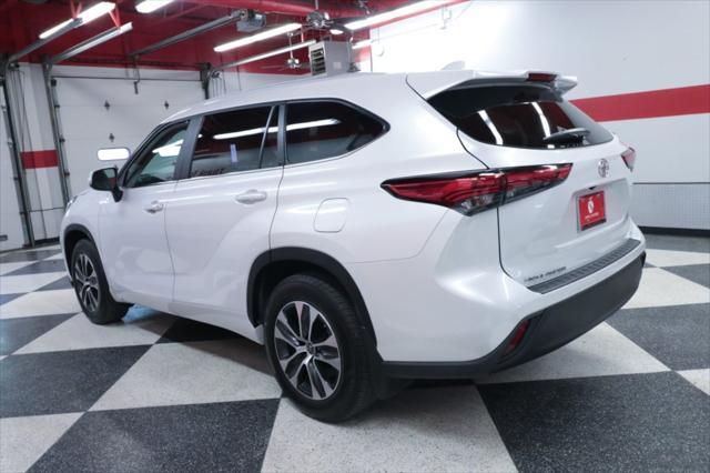 used 2023 Toyota Highlander car, priced at $38,990