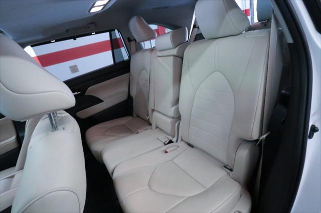 used 2023 Toyota Highlander car, priced at $38,990