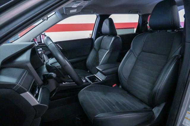 used 2024 Mitsubishi Outlander car, priced at $26,990