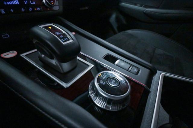 used 2024 Mitsubishi Outlander car, priced at $26,990