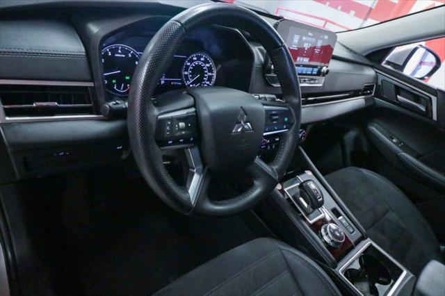 used 2024 Mitsubishi Outlander car, priced at $26,990