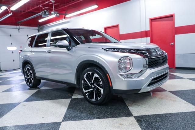 used 2024 Mitsubishi Outlander car, priced at $26,990