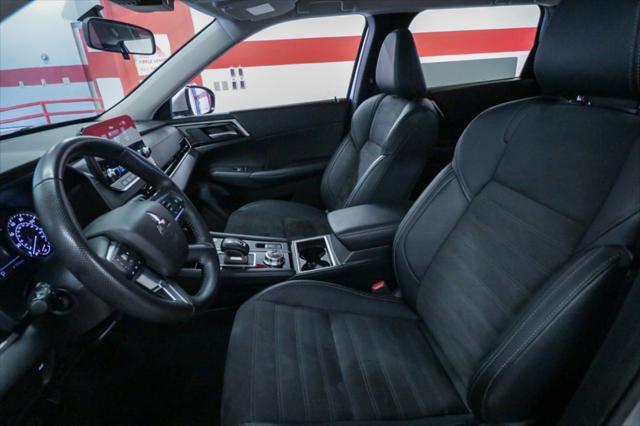 used 2024 Mitsubishi Outlander car, priced at $26,990