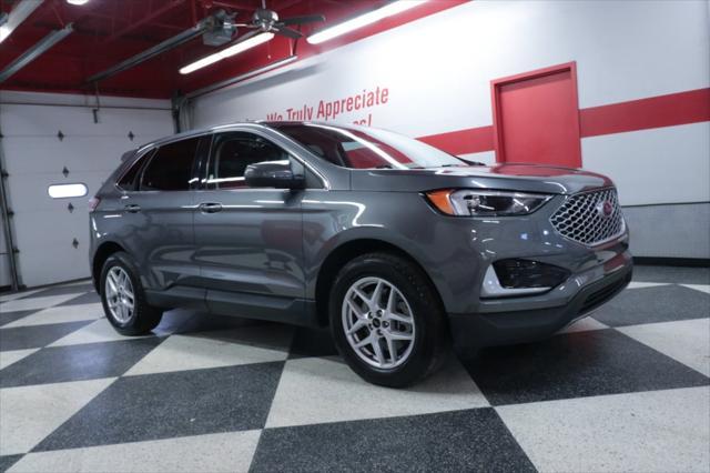 used 2024 Ford Edge car, priced at $27,990