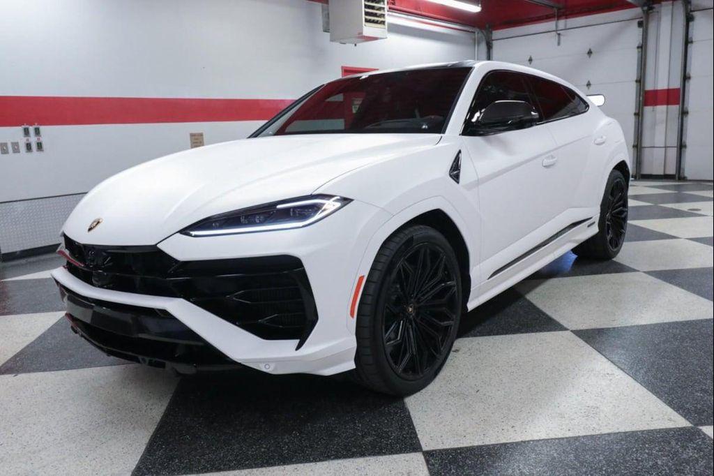 used 2025 Lamborghini Urus car, priced at $349,990