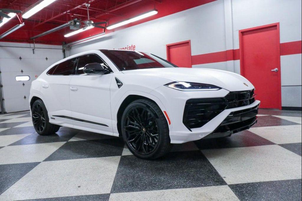 used 2025 Lamborghini Urus car, priced at $349,990