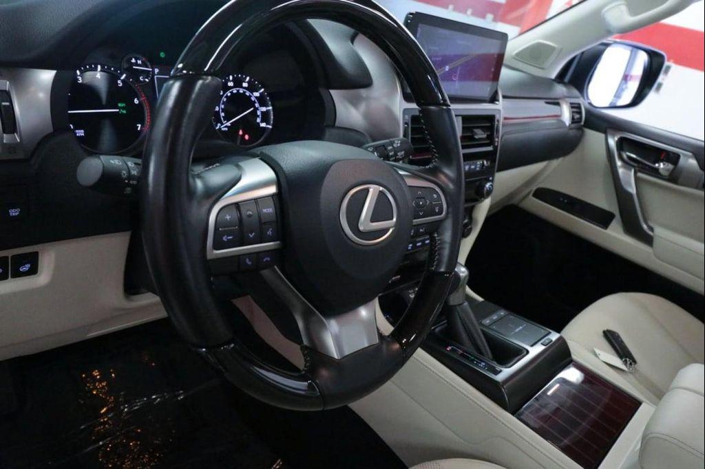 used 2022 Lexus GX 460 car, priced at $47,990