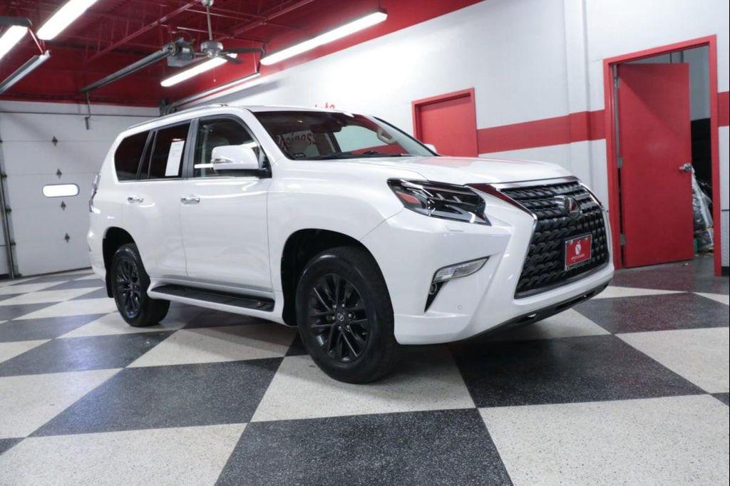 used 2022 Lexus GX 460 car, priced at $47,990