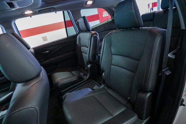 used 2021 Honda Pilot car, priced at $33,199