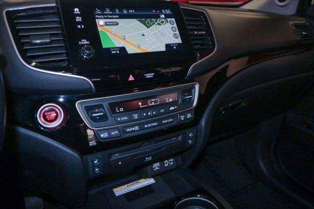 used 2021 Honda Pilot car, priced at $33,199