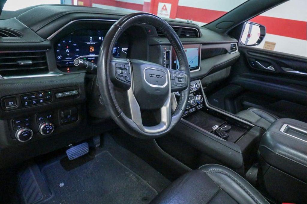 used 2022 GMC Yukon XL car, priced at $50,990