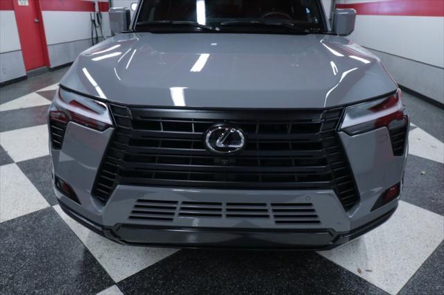 used 2024 Lexus GX 550 car, priced at $94,890