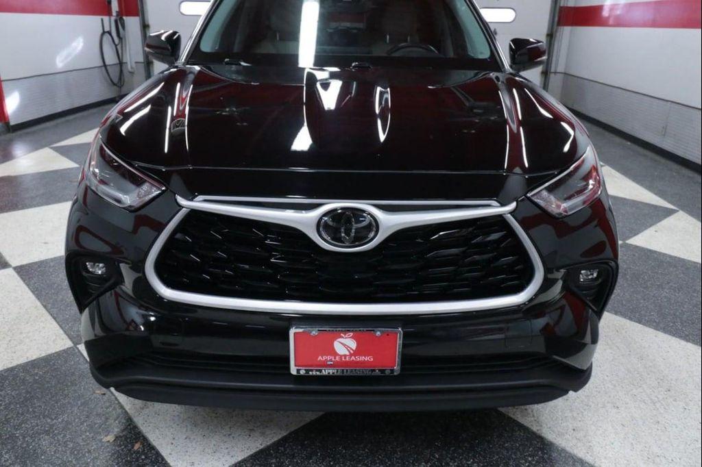 used 2021 Toyota Highlander car, priced at $32,590