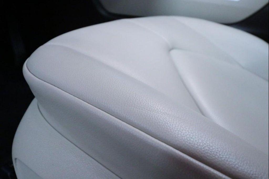 used 2021 Toyota Highlander car, priced at $32,590