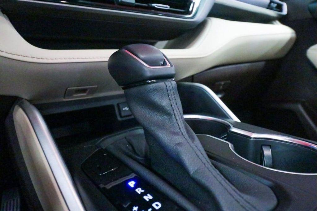 used 2021 Toyota Highlander car, priced at $32,590