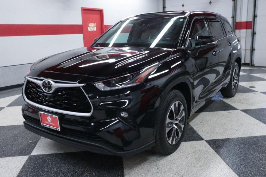 used 2021 Toyota Highlander car, priced at $32,590
