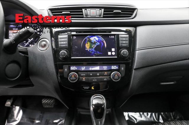 used 2018 Nissan Rogue car, priced at $15,950