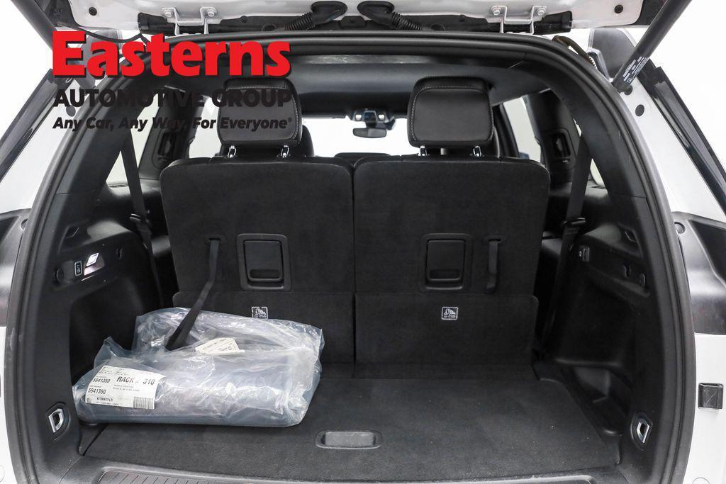 used 2024 Jeep Grand Cherokee L car, priced at $30,490
