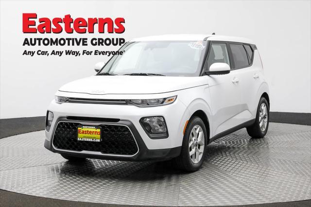 used 2022 Kia Soul car, priced at $16,490