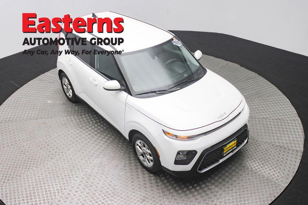 used 2022 Kia Soul car, priced at $16,490