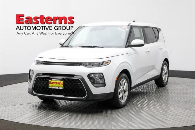 used 2022 Kia Soul car, priced at $16,490