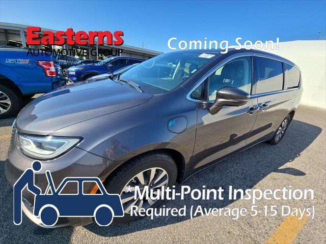 used 2022 Chrysler Pacifica Hybrid car, priced at $22,950