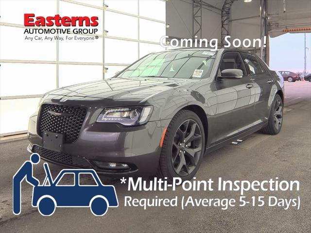 used 2023 Chrysler 300 car