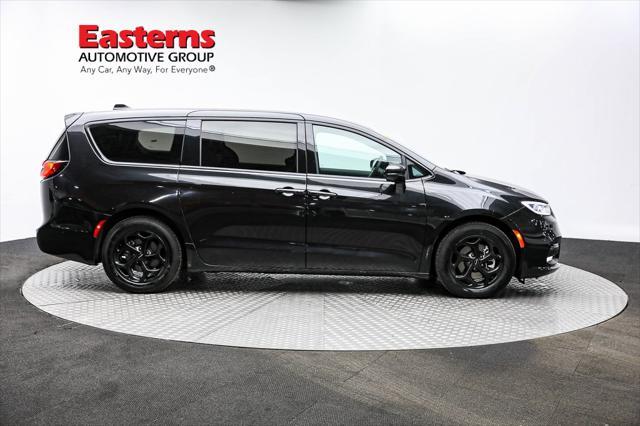 used 2022 Chrysler Pacifica Hybrid car, priced at $25,490