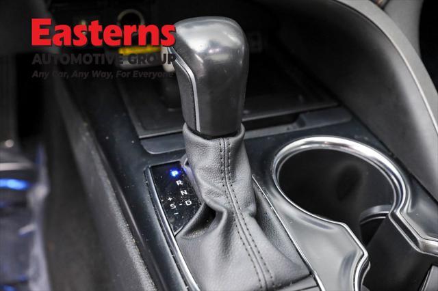 used 2020 Toyota Camry Hybrid car, priced at $25,950