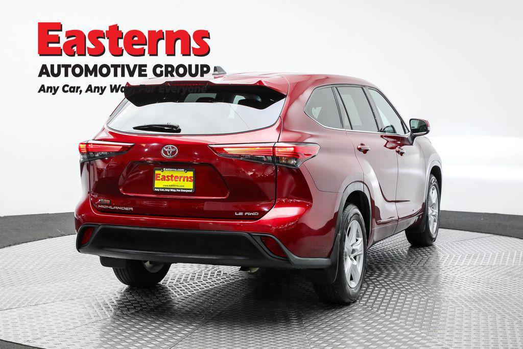 used 2022 Toyota Highlander car, priced at $31,690