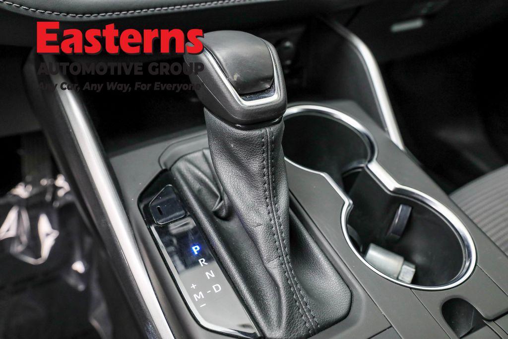 used 2022 Toyota Highlander car, priced at $31,690