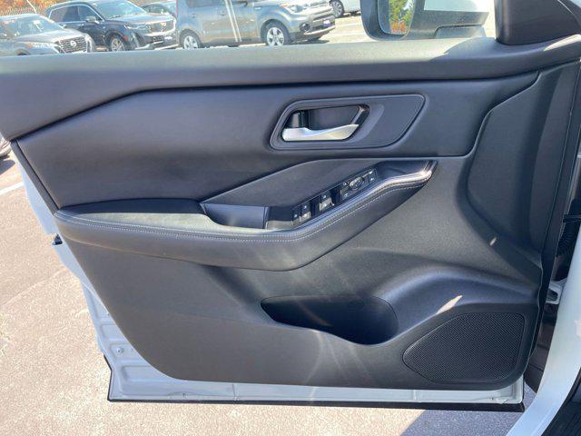 used 2024 Nissan Rogue car, priced at $25,678