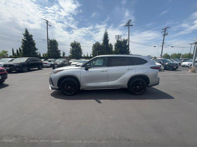 used 2024 Toyota Highlander car, priced at $50,150