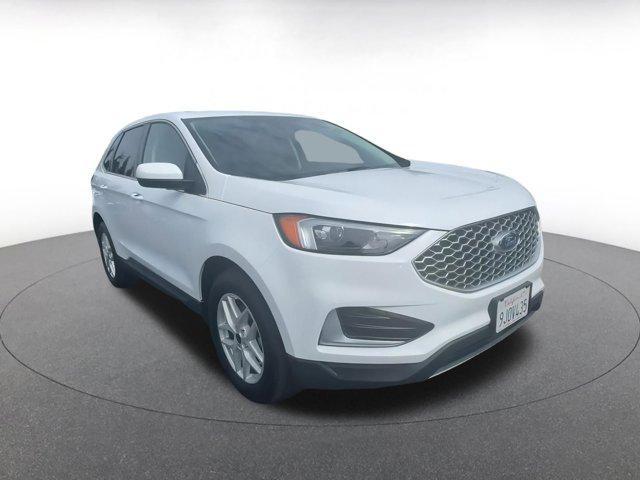 used 2024 Ford Edge car, priced at $25,689