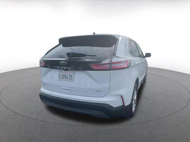 used 2024 Ford Edge car, priced at $25,689