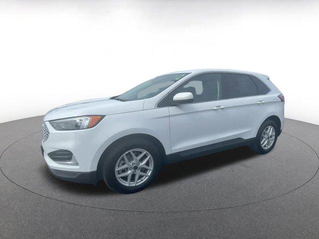 used 2024 Ford Edge car, priced at $25,689