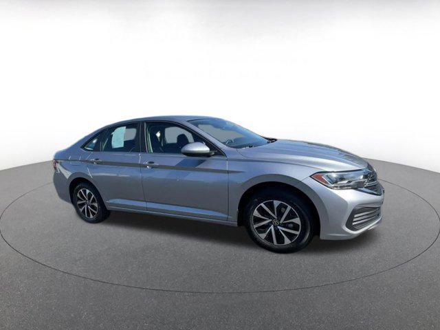 used 2024 Volkswagen Jetta car, priced at $18,162