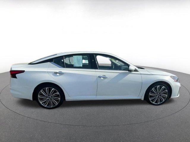 used 2024 Nissan Altima car, priced at $25,121