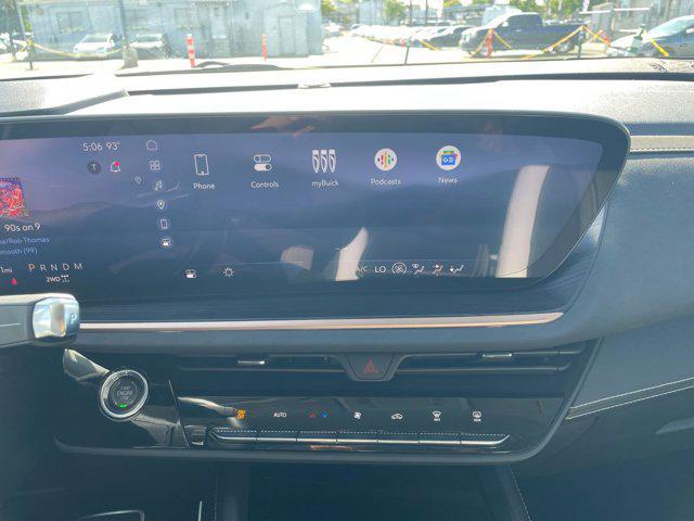 used 2024 Buick Envision car, priced at $30,280