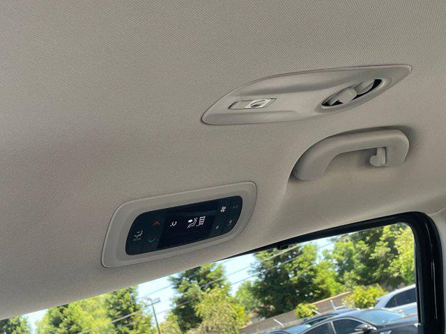 used 2024 Chrysler Pacifica car, priced at $28,689