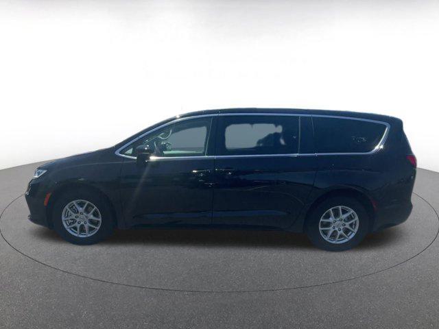 used 2024 Chrysler Pacifica car, priced at $28,689