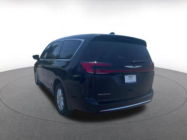 used 2024 Chrysler Pacifica car, priced at $28,689