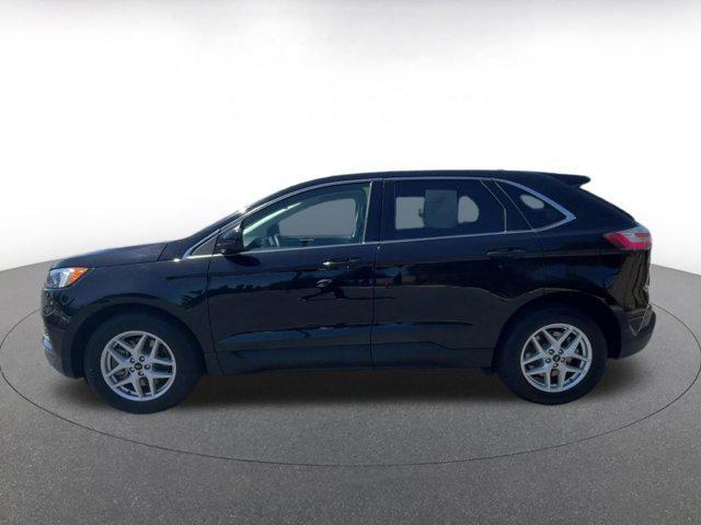 used 2024 Ford Edge car, priced at $25,980